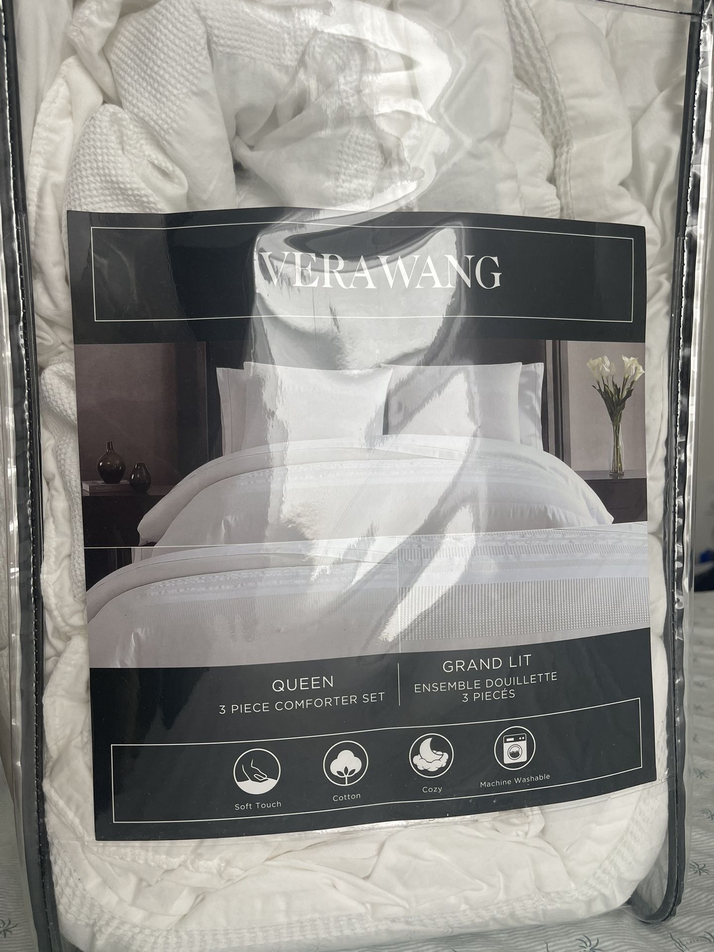 Queen White Comforter Vera Wang