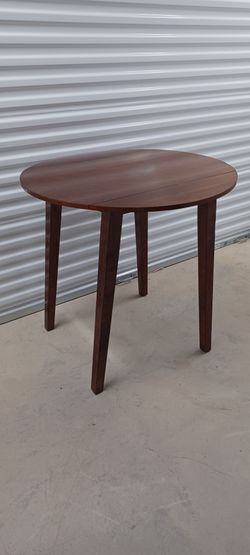 CLASSY PUB TABLE fold down leafs