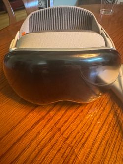 Apple Vision Pro first generation 512 GB