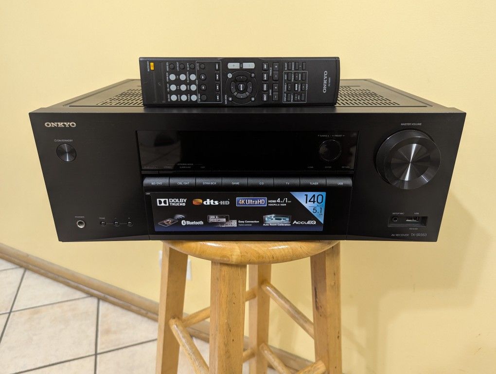 Onkyo TX-SR353 Receiver