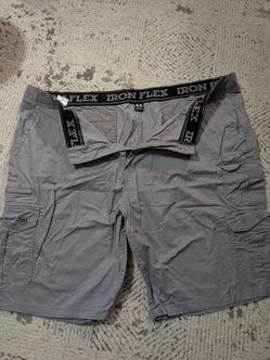 Iron Co. men's stretch hybrid cargo shorts in heather grey. Size 44