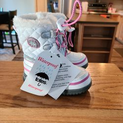 Totes Girl Boots Size 6c NEW