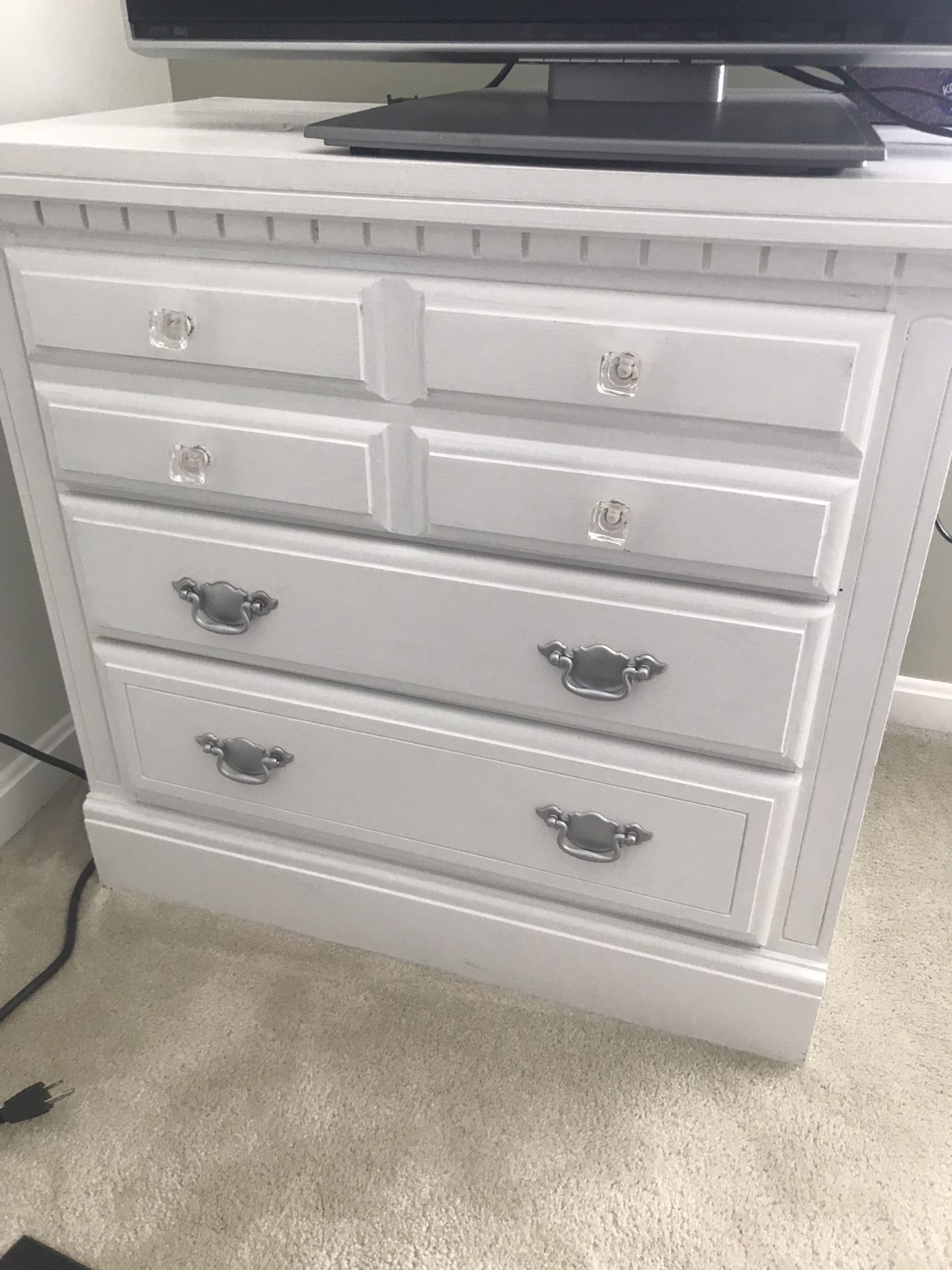 White Painted Wooden Chest With 3 Drawers
