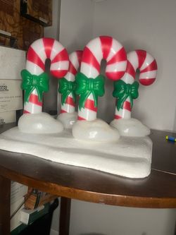 4 Tabletop Candy Cane Blow Mold