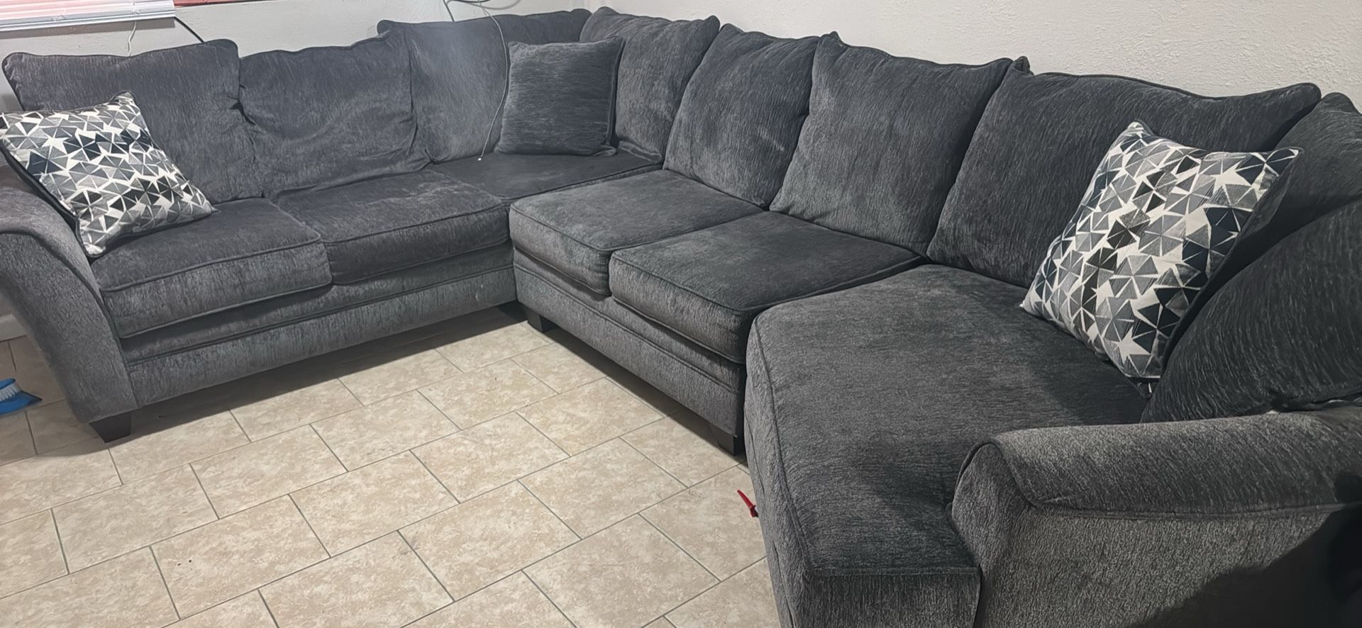 3 Pieces Sectional