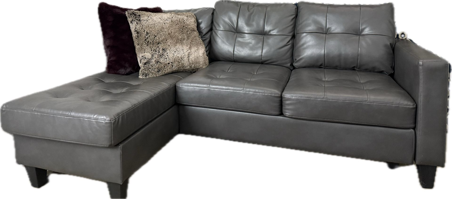 Modern Gray L-Shaped Sectional Sofa with Chaise – Excellent Condition