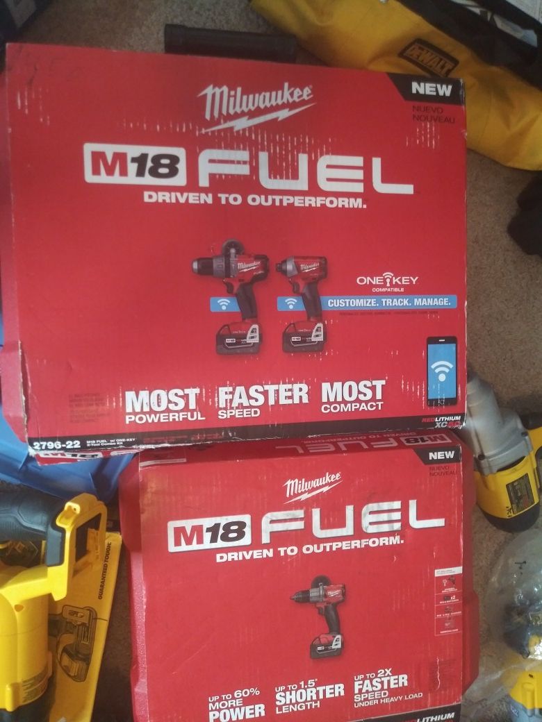 Brad new Milwaukee toos & DeWalt