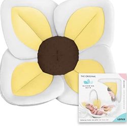 Blooming Bath Lotus Bath Seat - Plush Minky Baby Sink Bathtub - The Original Washer-Safe Flower Seat for Newborns - Yellow