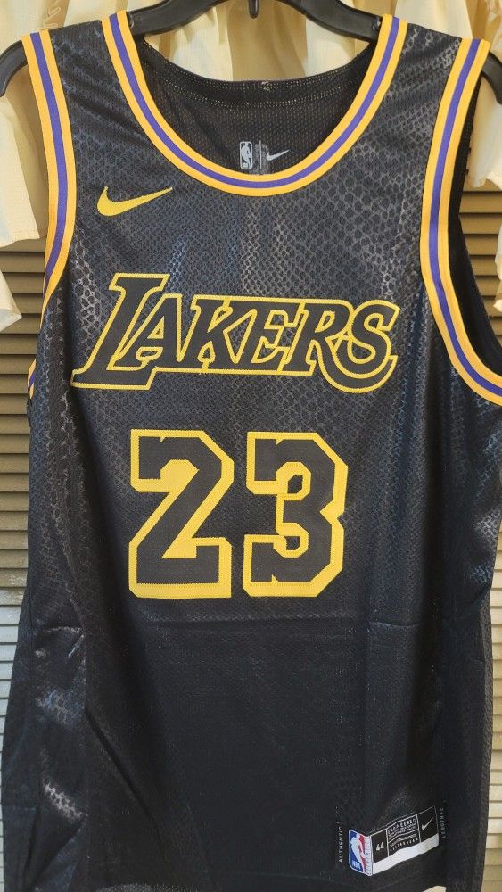 AUTHENTIC LEBRON JAMES LAKERS BLACK MAMBA JERSEY SIZE 44 (MEDIUM)