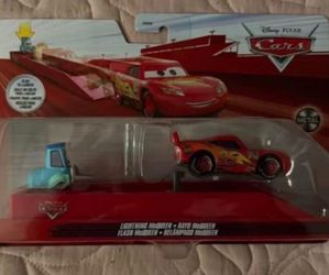 Disney Pixar Cars Lightning McQueen Die-Cast Set