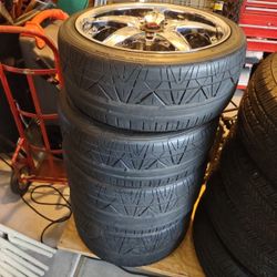 Tires and Rims Nitto Invo 19" Staggered 5/130