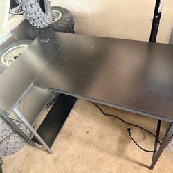 Computer desk