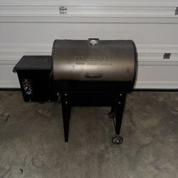 Traeger Wood Pellet Grill Tailgater 