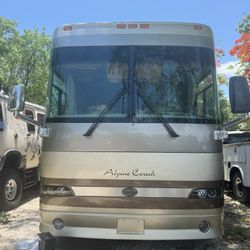 2004 Alphine  Motorhome 