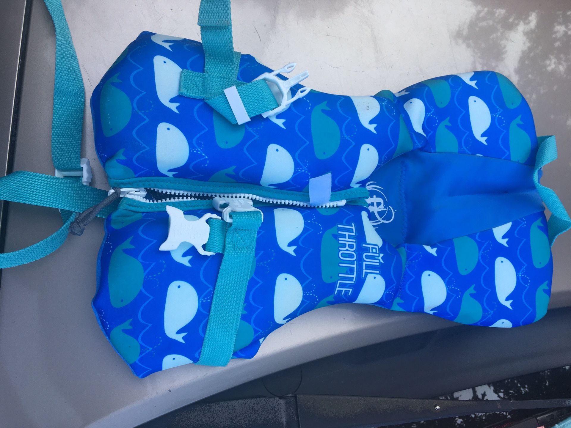 Nice child’s body life vest only $20 firm