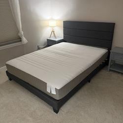 Queen Size Memory-Foam Mattress