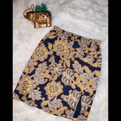 NWOT  LOFT Beautiful pattern scarf pencil skirt.