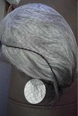 Pixie cut wig ombré gray