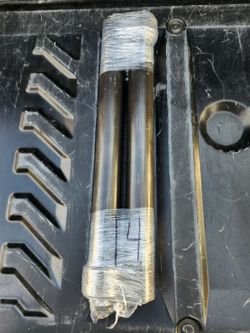 14" Hydraulic Cylinders