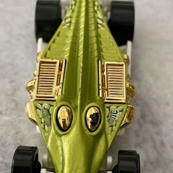 Hot Wheels Croc Rod Light Green with Gold