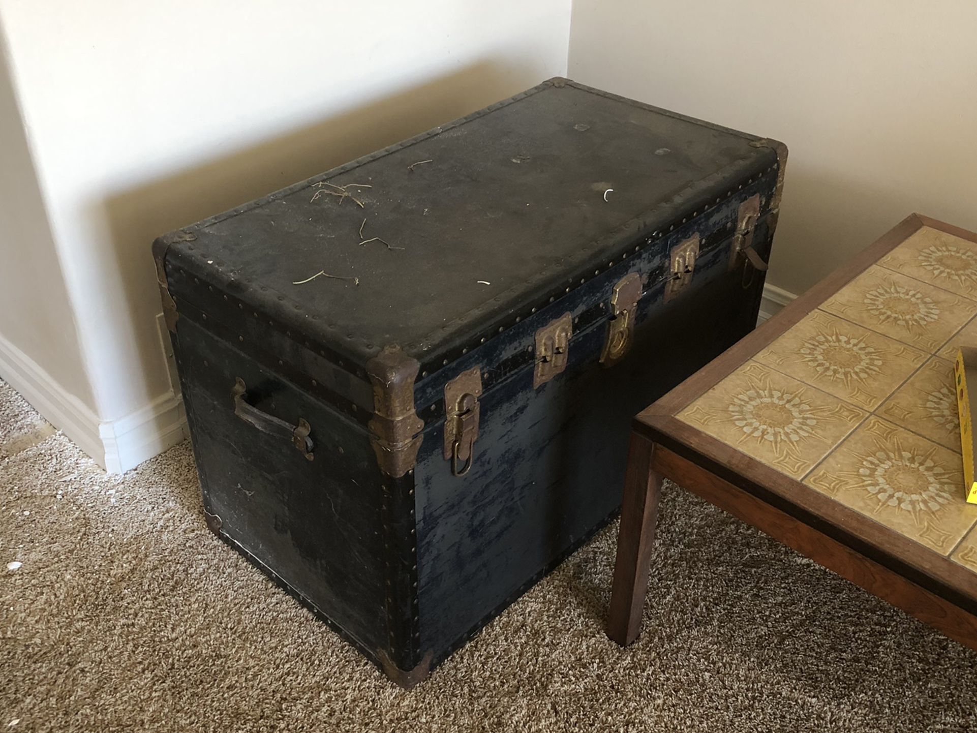 Antique Trunk Coffee Table Or Storage