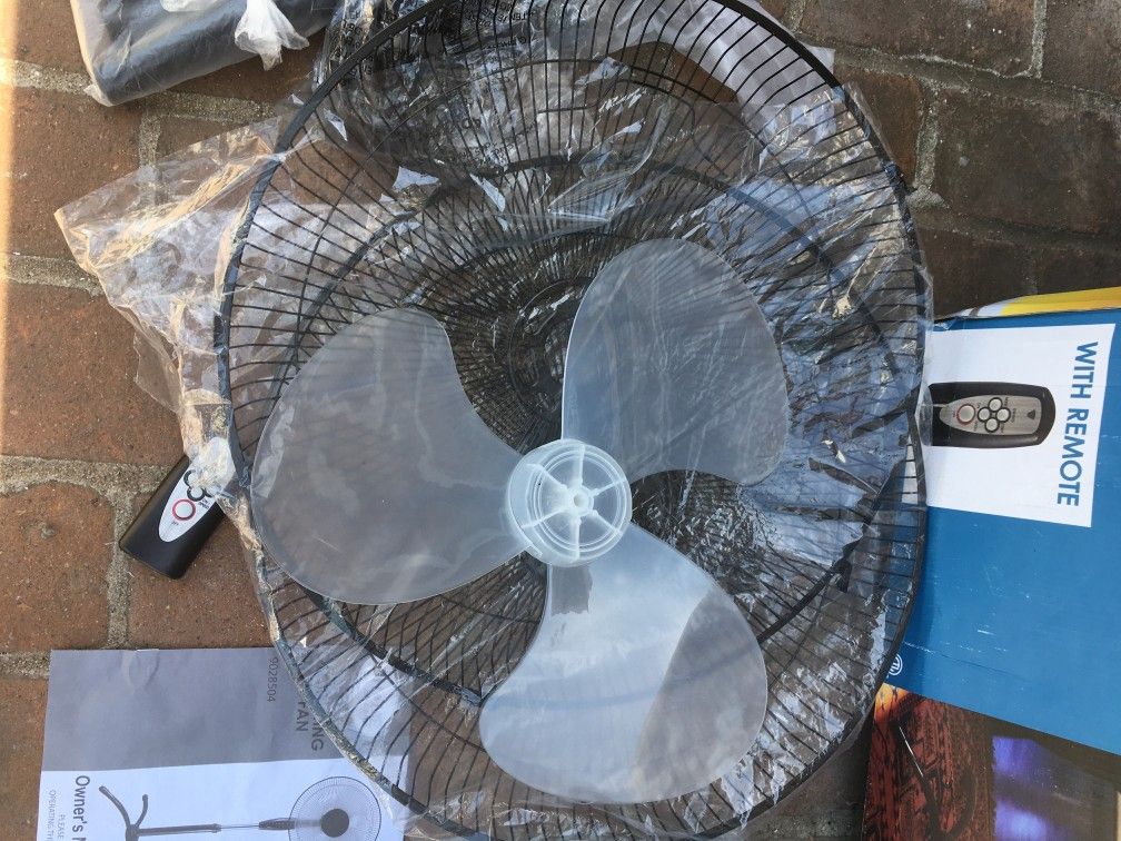 BRAND NEW IN BOX Rite Aid Home Design Oscillating Fan 3-Speed 16” Fan Blade WITH remote Adjustable Tilt and Height 30