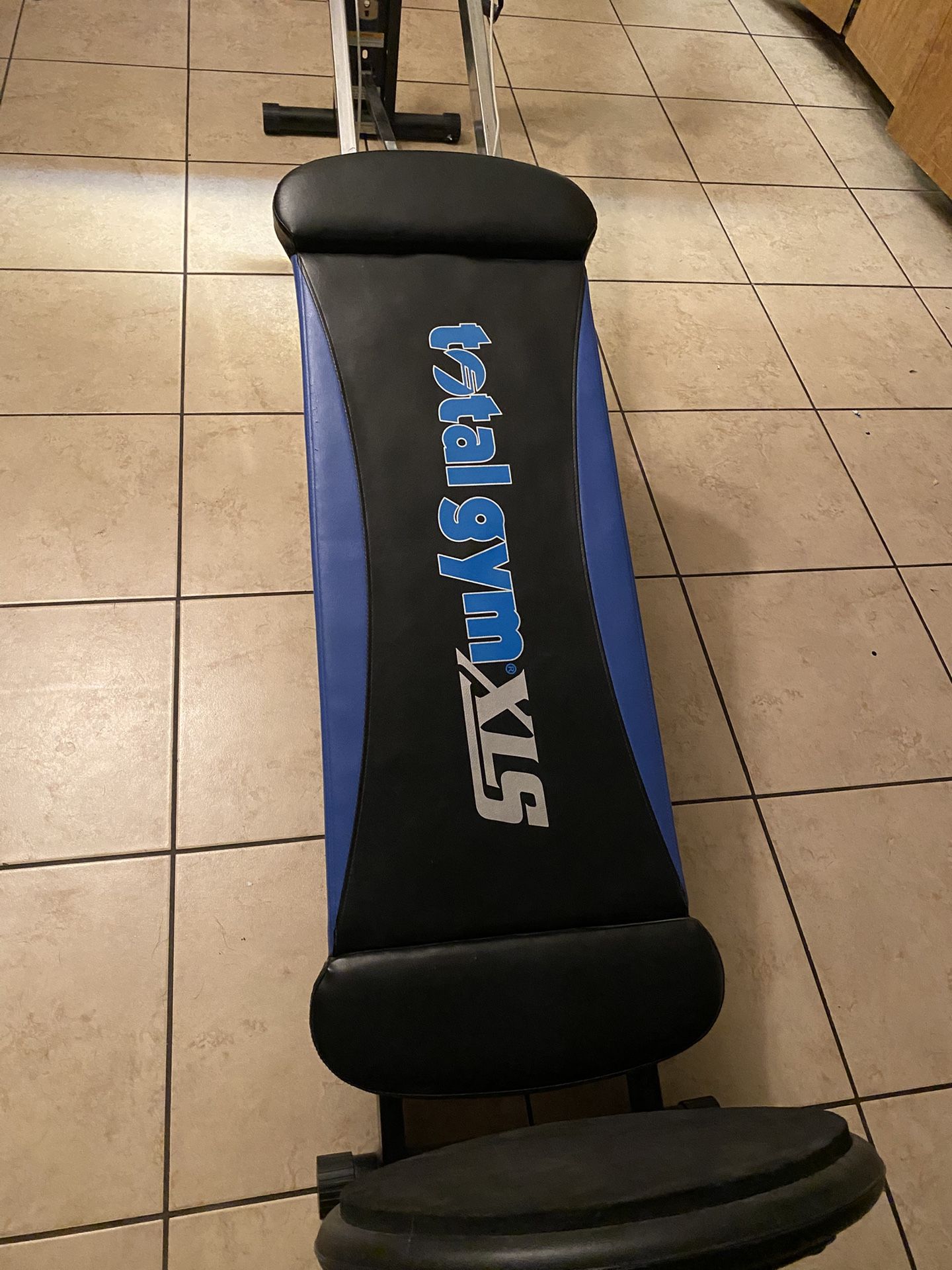 STX Total Gym Row Machine With Accessories