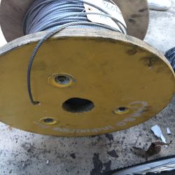 360 feet of 3/16 stainless steel cable