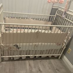 White Metal Crib 