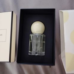 frangipani flower cologne