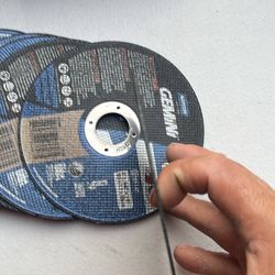 Discos Para Cortar Metal De 5” Pulgadas $2 Cada Uno 