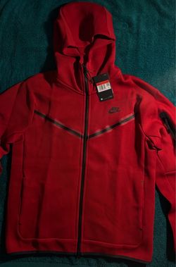Red Nike Tech