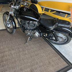 2009 Harley Davidson Sportster 1200C