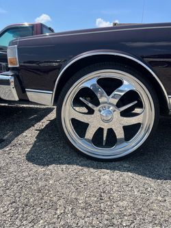 28 INCH BILLET SPECIALTIES RIMS TIRES MATCHING STEERING WHEEL