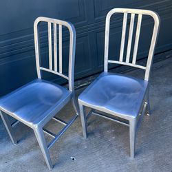 2 Aluminum chairs