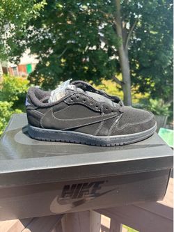 Travis Scott Phantom 1’s