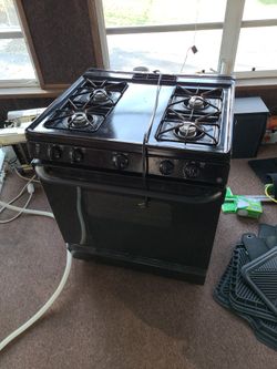 GE Gas Stove