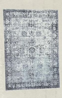 Istana Rug