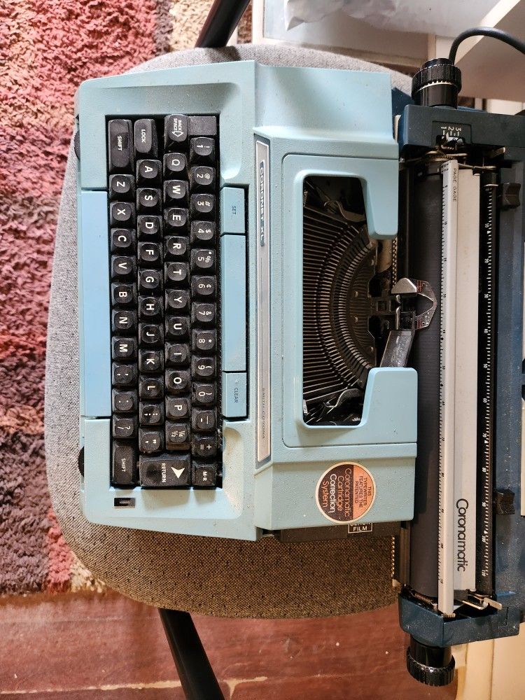 1980s Smith Corona Typewriter Mint Condition
