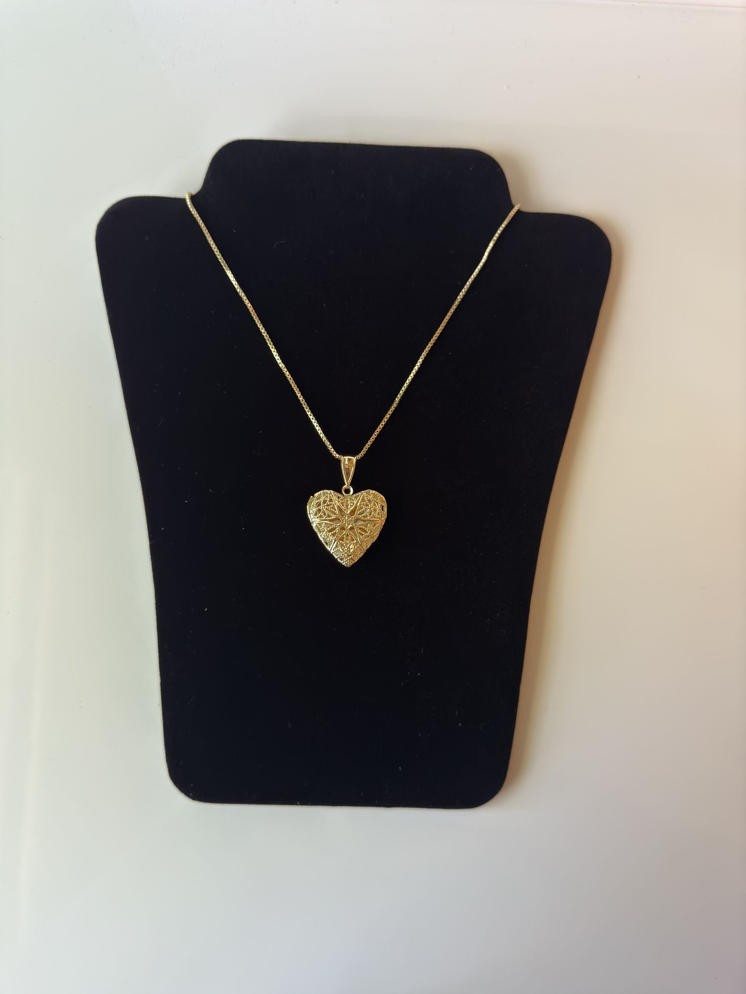 heart/ star locket