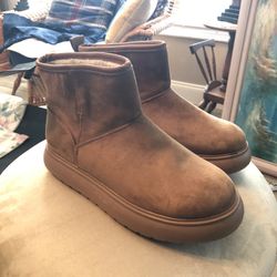 Forever XXI Woman's Boots 7