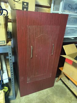 Discreet grow cabinet