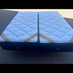 Twin  XL dreamcloud Mattresses