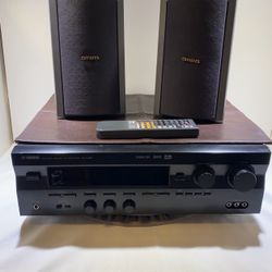Yamaha Receiver With Sows Speakers