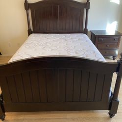 Queen Size Bedroom Set