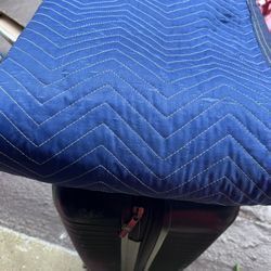 72” x 80” medium weight moving furniture pad storage protection 