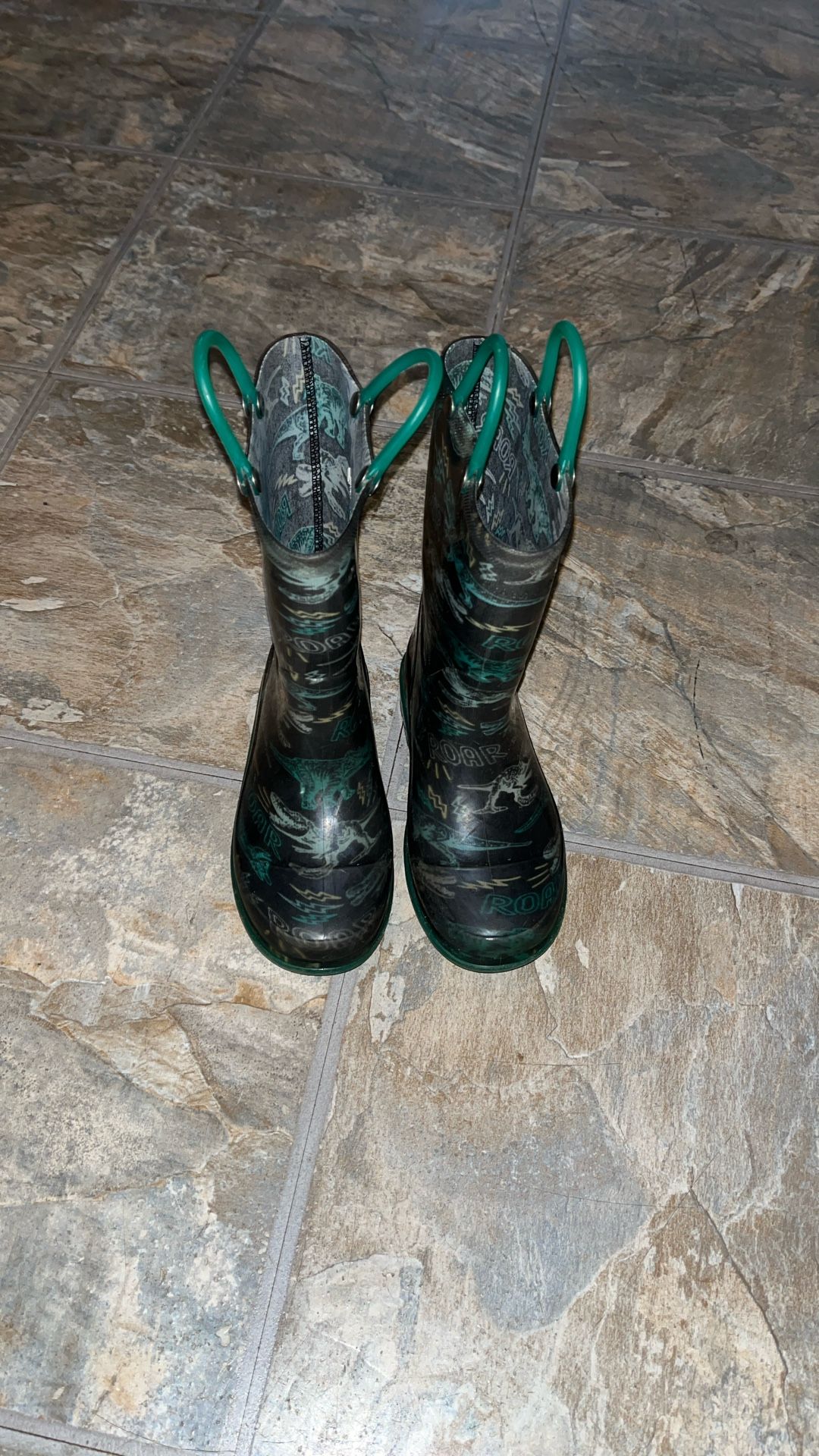 Boys Rain Boots Size 12