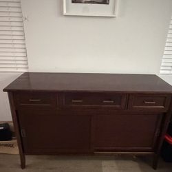 Credenza 
