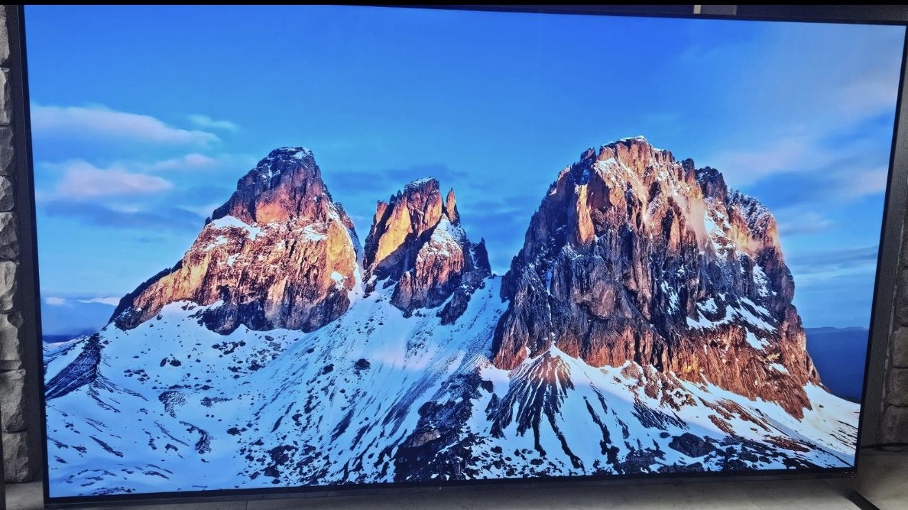 Sony - 83" Class A90J Series OLED 4K UHD Smart Google TV.