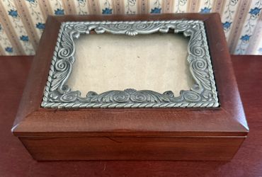 Vintage Wooden Jewelry Box Silver Tone Floral Photo Frame 